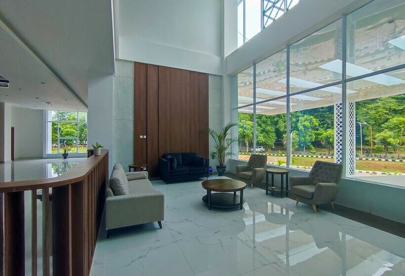 Unhas Hotel & Convention