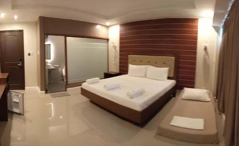 Отель Panglao Alona Suites