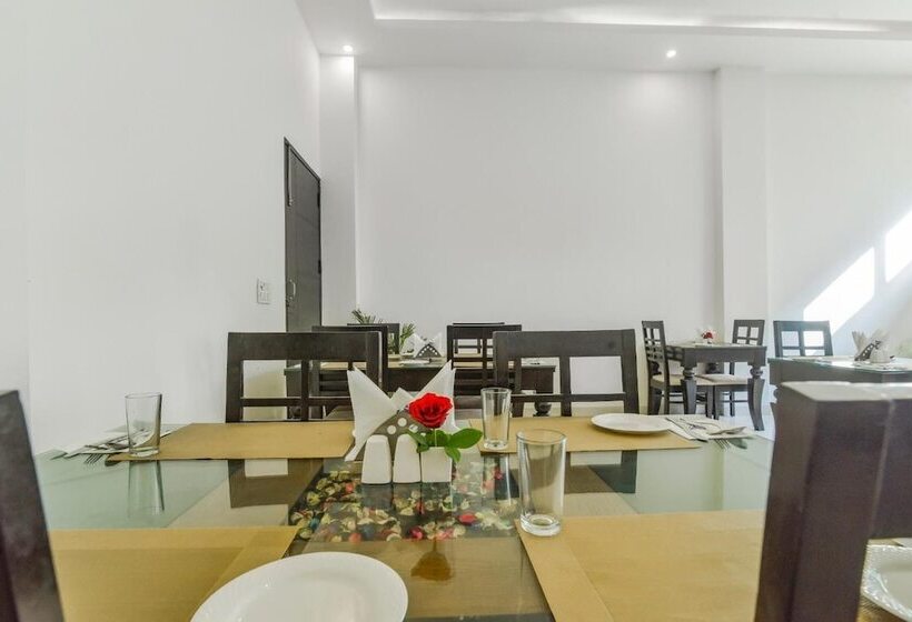 בית מלון כפרי Royal Residence Golf View