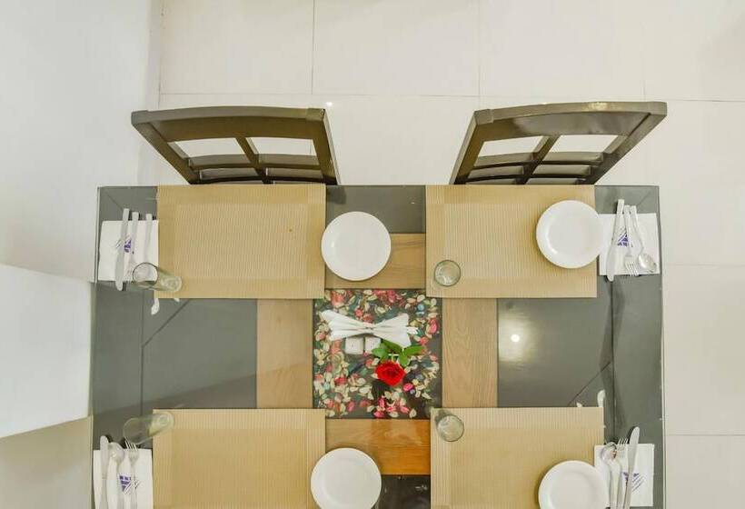 בית מלון כפרי Royal Residence Golf View