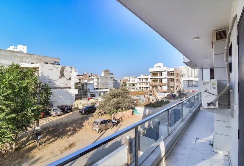 בית מלון כפרי Royal Residence Golf View