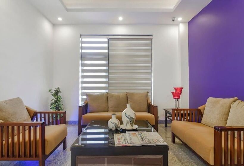 בית מלון כפרי Royal Residence Golf View