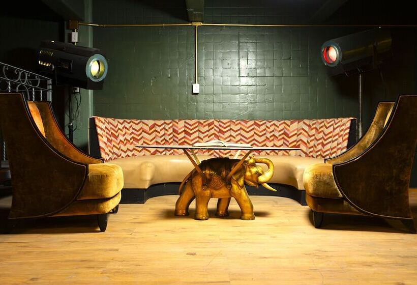 هتل Mala Vecindad Centro Historico