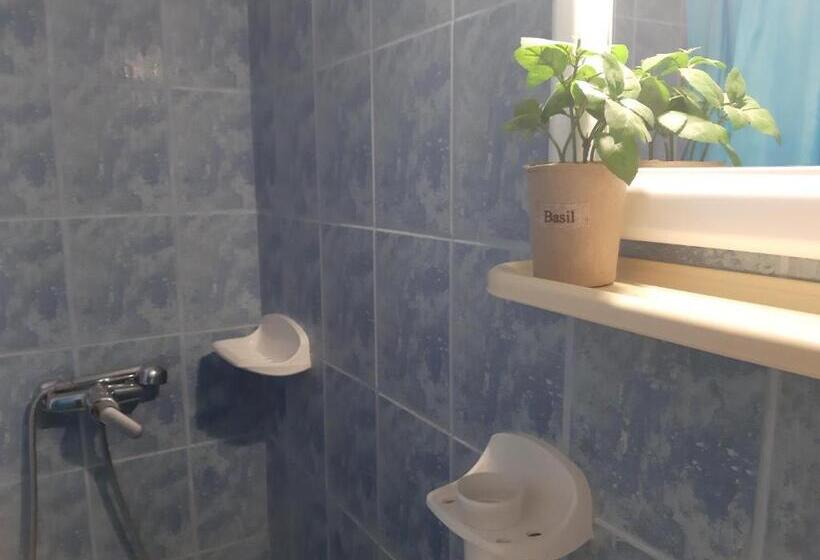 Casa De Blue Studios & Apartments