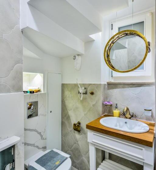 Casa Regina Luxury House