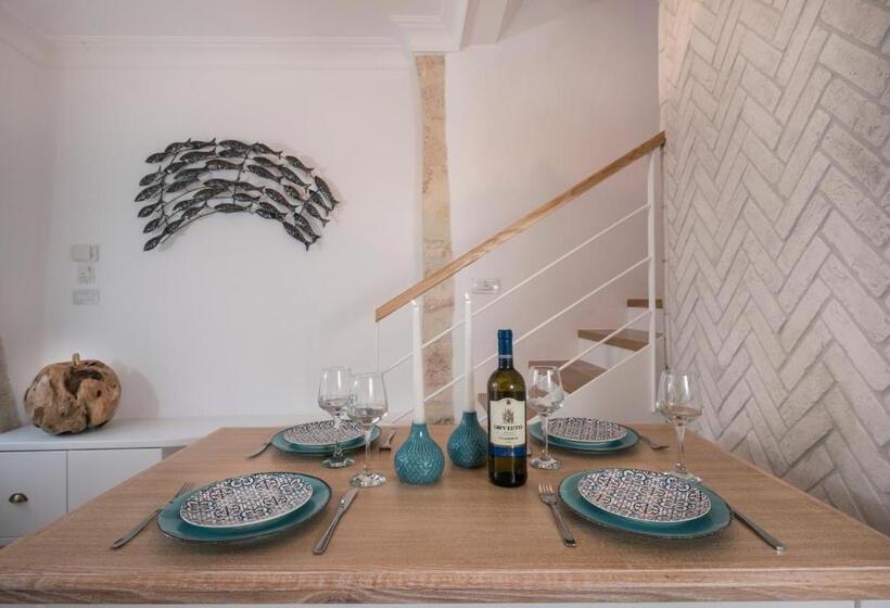 Casa Regina Luxury House