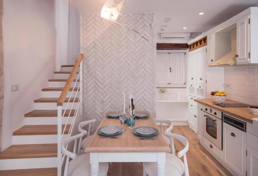 Casa Regina Luxury House