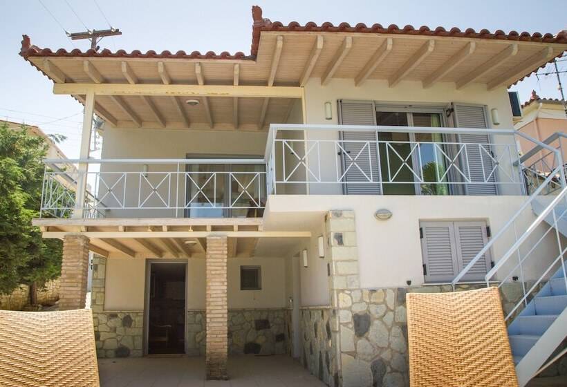 Corinthian Residence