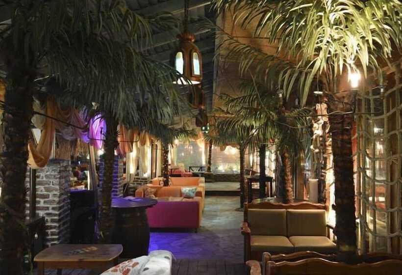 ホテル El Greco Beach