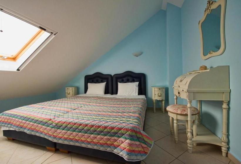 Elena Hotel Apartments