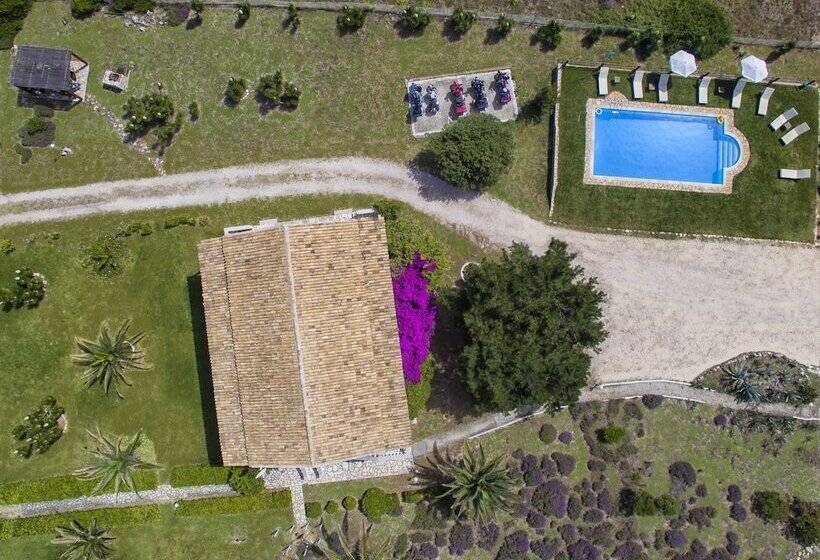 Elli Beach Apartments And Studios