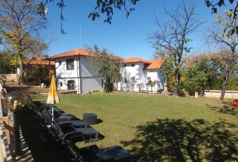 בית מלון כפרי арт комплекс горски дом трявна