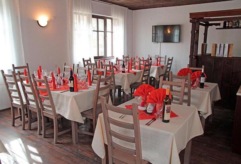 בית מלון כפרי арт комплекс горски дом трявна