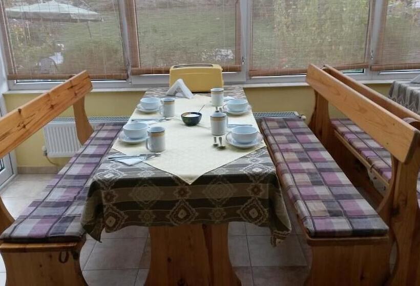 Отель All Seasons Mountain Vistas