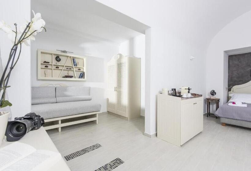 هتل Ambition Suites
