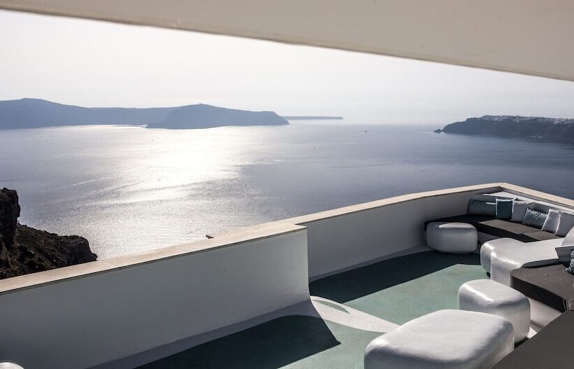 Отель Andronikos Santorini