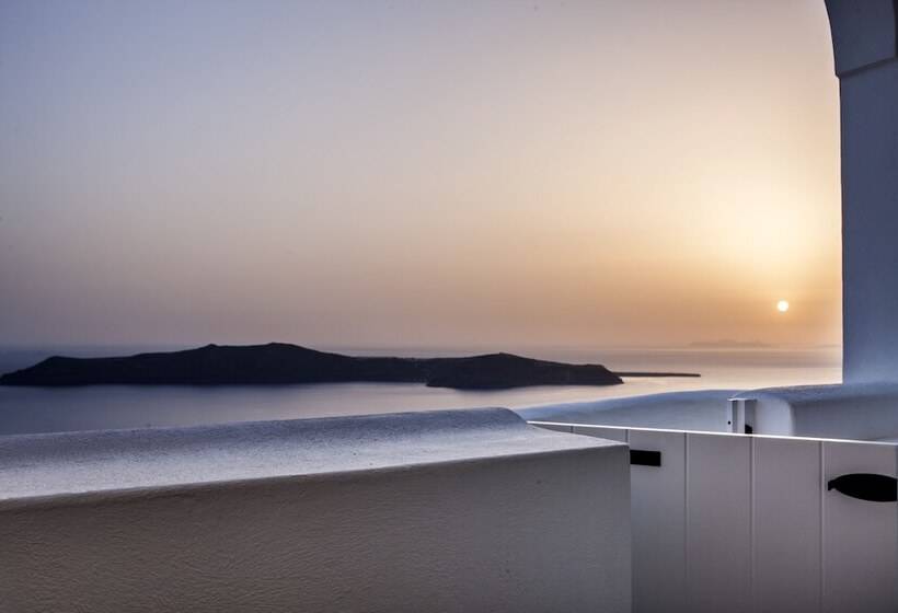 Отель Andronikos Santorini