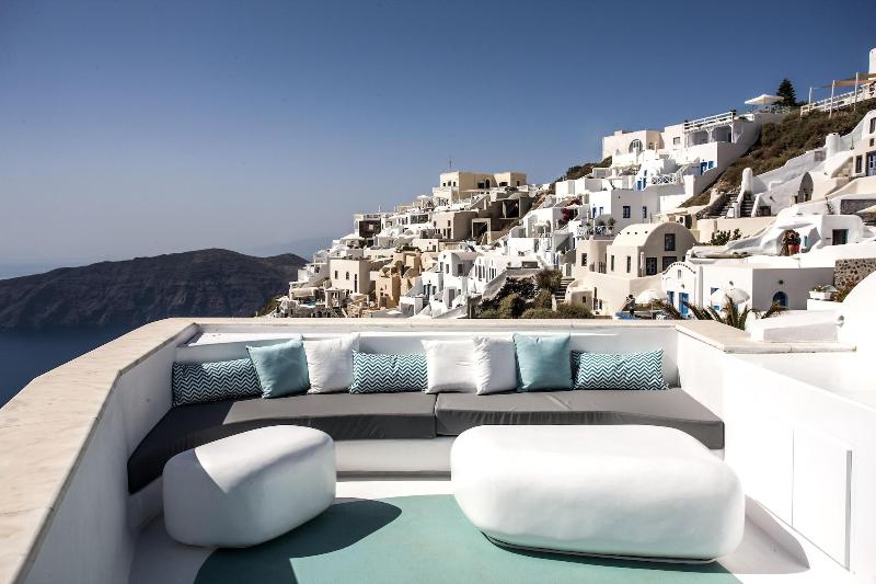 Отель Andronikos Santorini