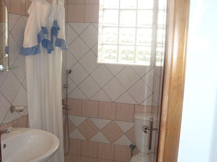 בית מלון כפרי Anniko