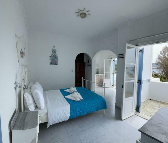 Отель Arokaria Beach Studios