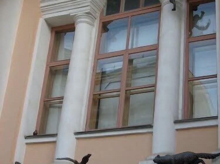 Отель Boutique Apartments Pokrovka 9a