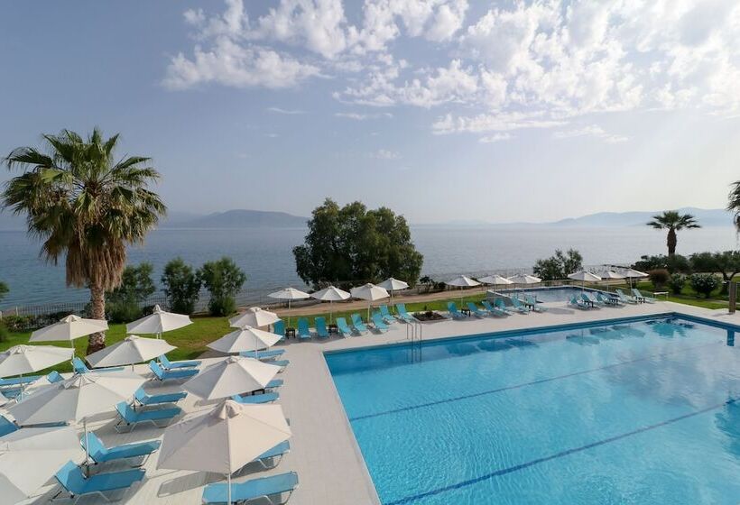 فندق Calamos Beach Family Club