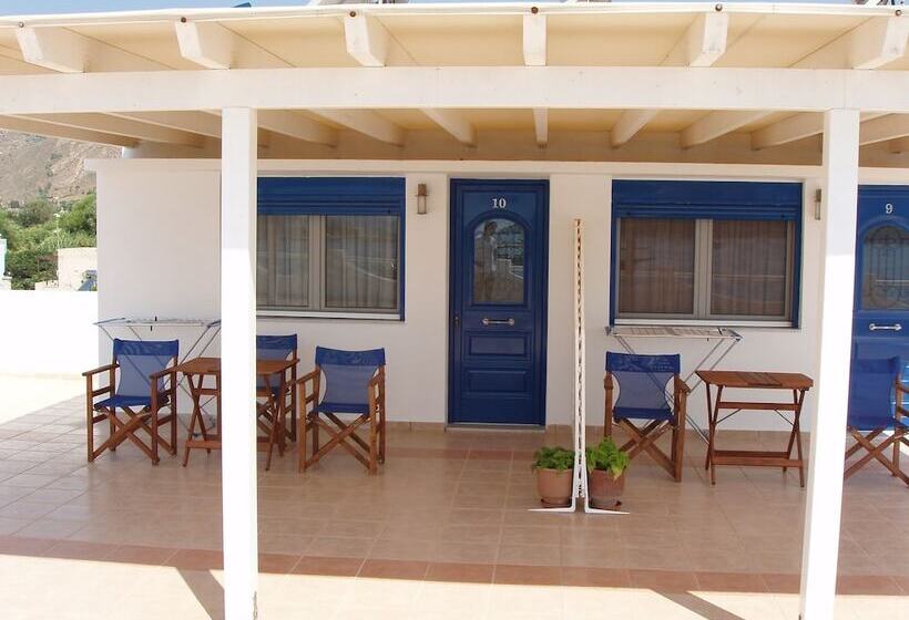 בית מלון כפרי Chill & Co. Serifos