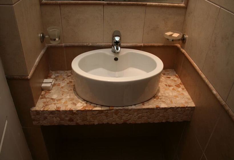 בית מלון כפרי Chill & Co. Serifos