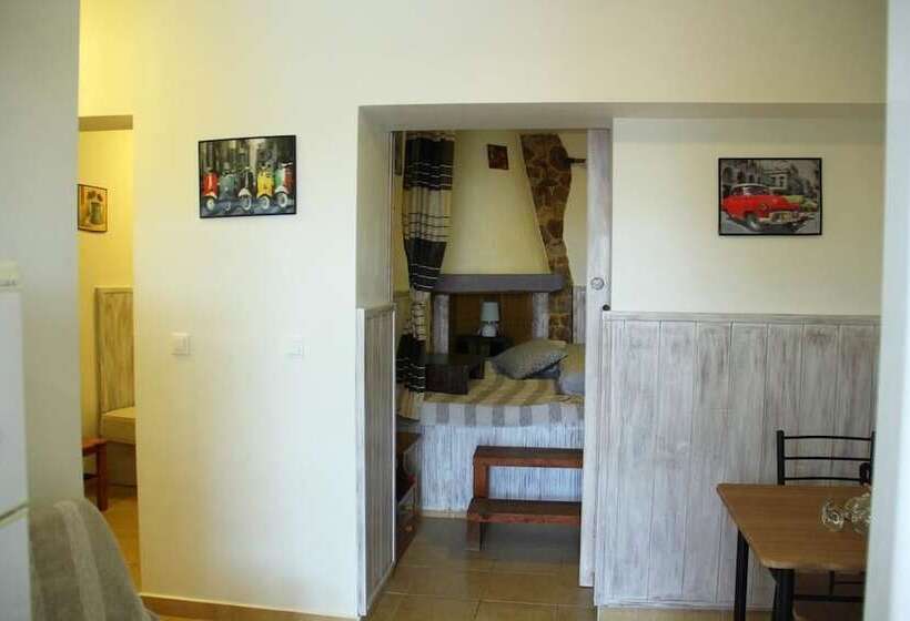 Отель Christos Studios And Family Apartments