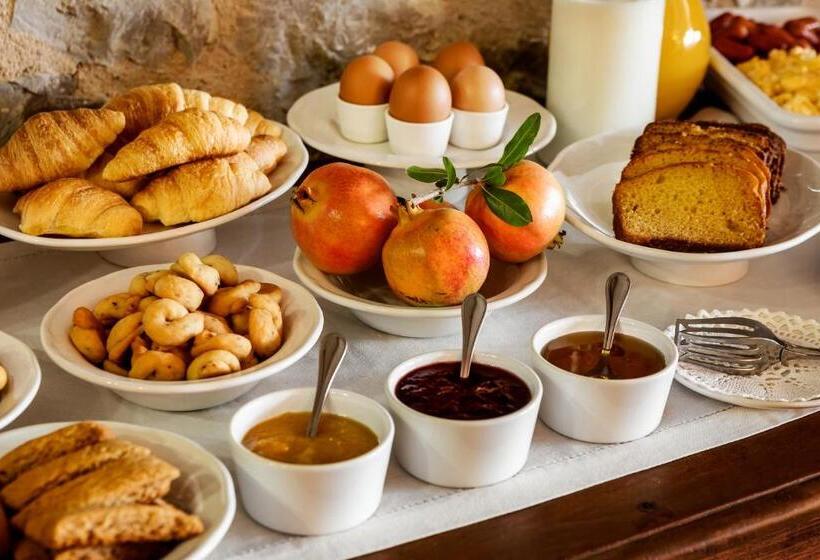 ホテル Archontiko Parnassus Dadi