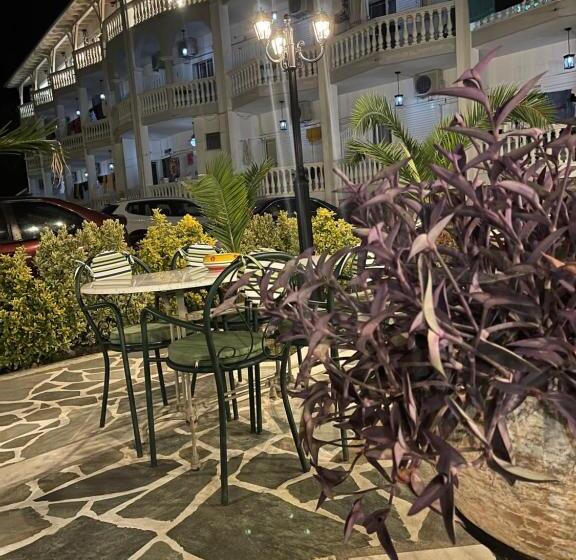 בית מלון כפרי Diaporos