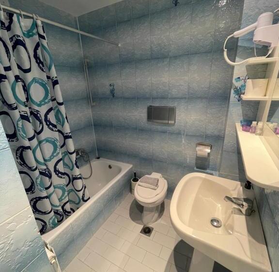 酒店 Elena Ermones