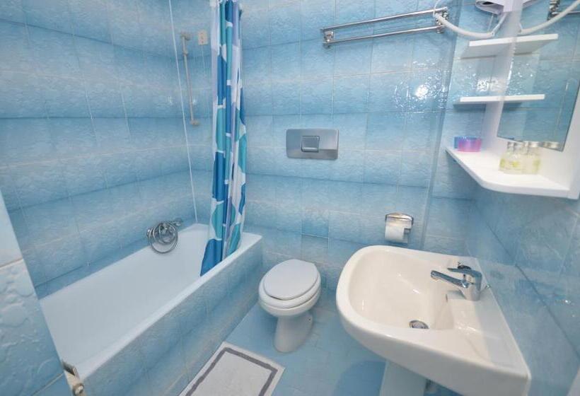 酒店 Elena Ermones