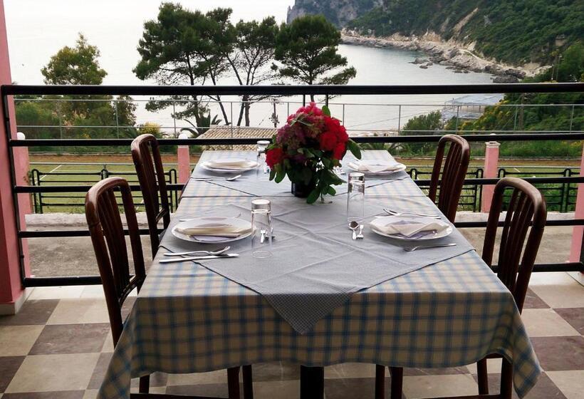 酒店 Elena Ermones