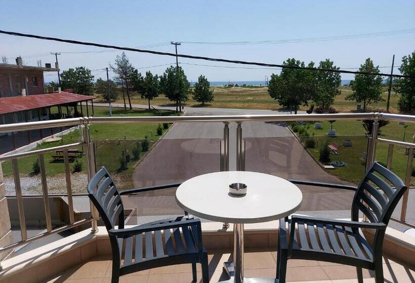 فندق Epavlis Eleftheriadi