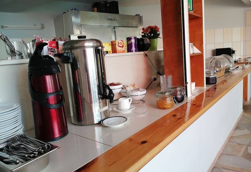 Отель Filoxenia Sea & View