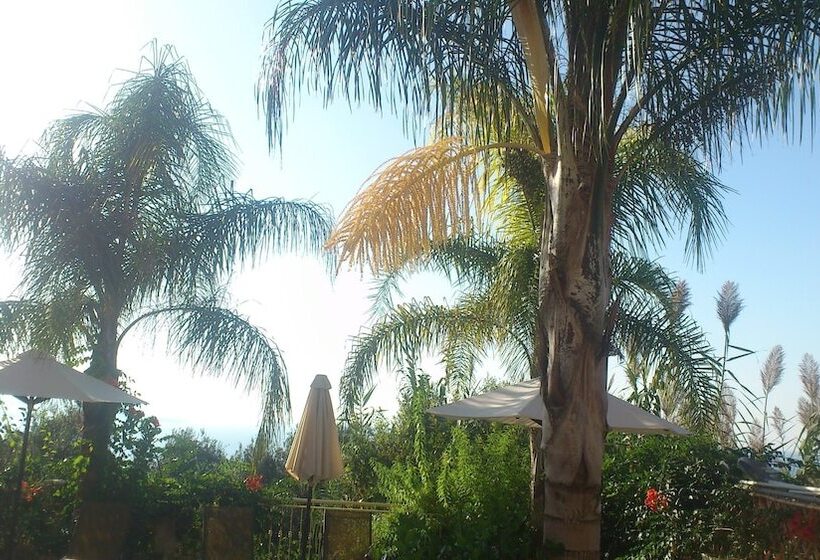 هتل Filoxenia Sea & View