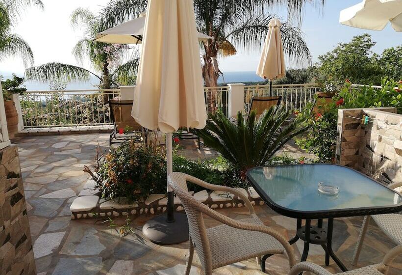 בית מלון כפרי Filoxenia Sea & View