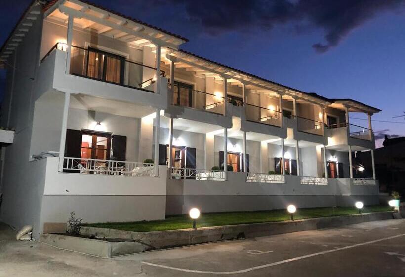 בית מלון כפרי Filoxenia Studios