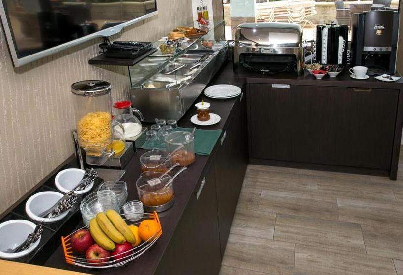 בית מלון כפרי Garden