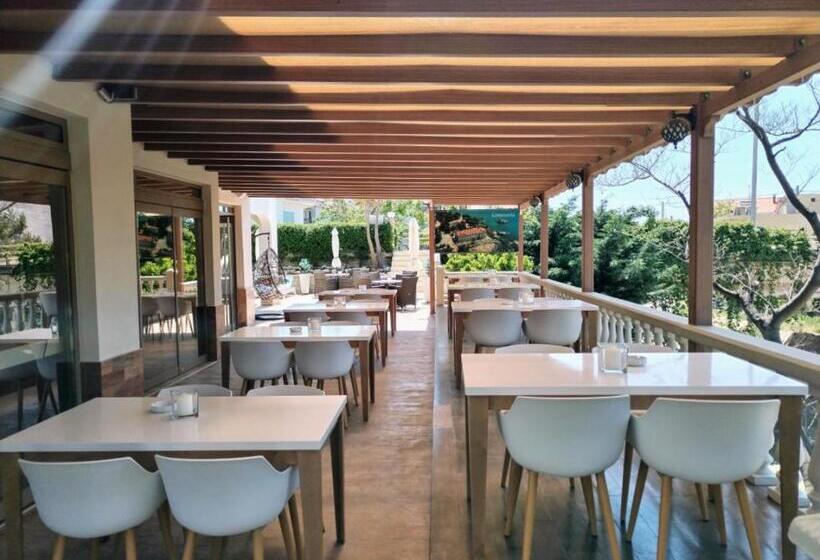 בית מלון כפרי Garden