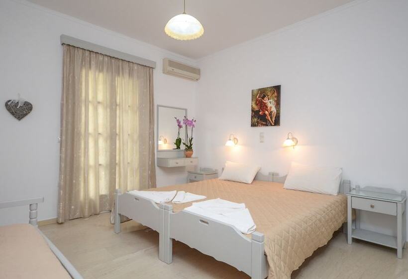 ホテル Golden Beach Studios