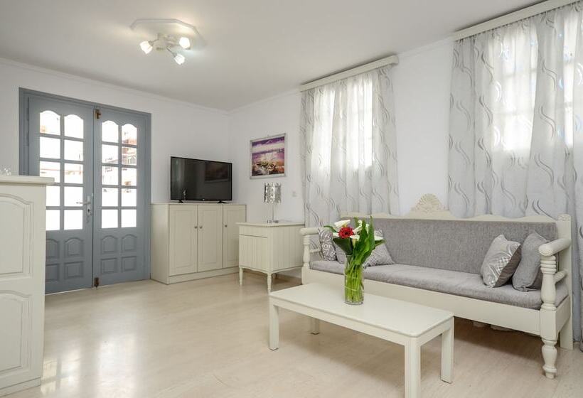 ホテル Golden Beach Studios