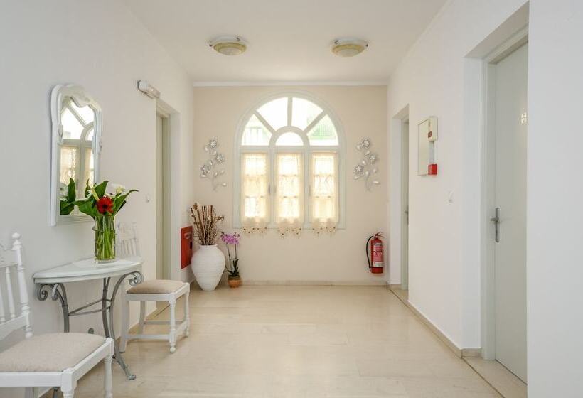 ホテル Golden Beach Studios