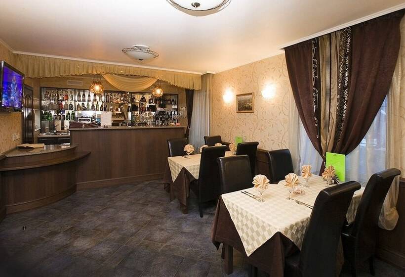 هتل Guest House Sibirskiy