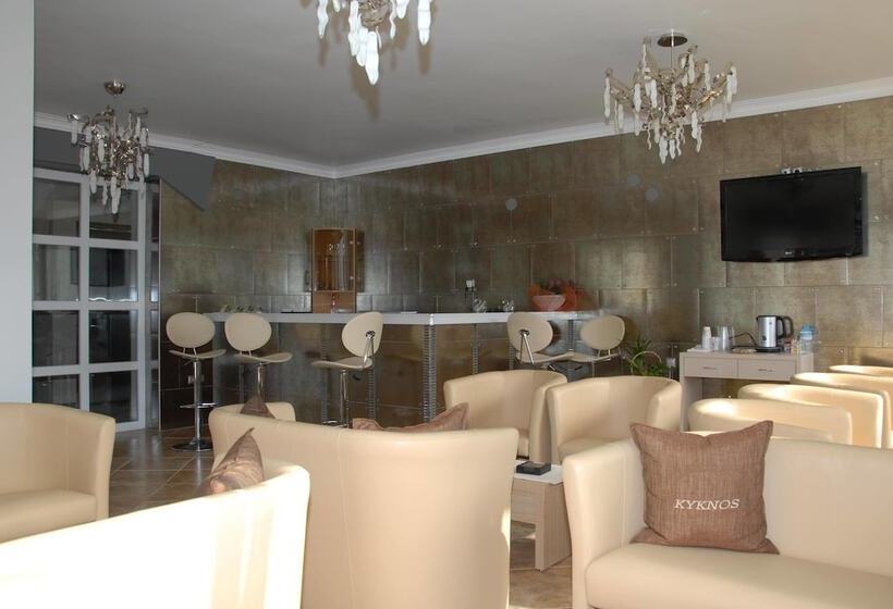 בית מלון כפרי Kyknos De Luxe Suites & Rooms