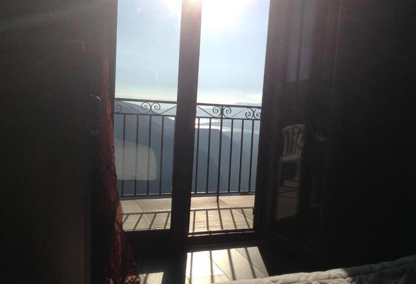 בית מלון כפרי Lefas