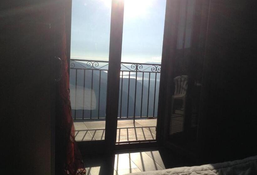 בית מלון כפרי Lefas