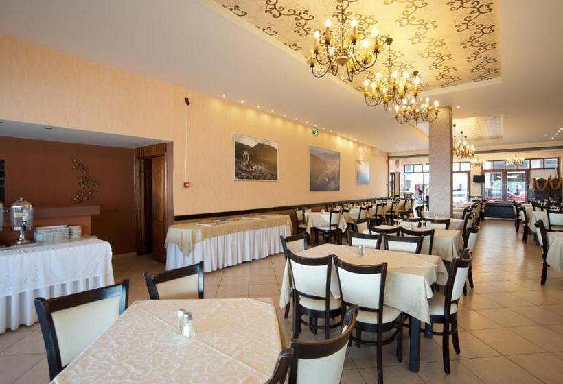 בית מלון כפרי Lefas