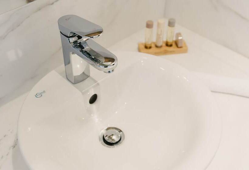 בית מלון כפרי Levidi Suites